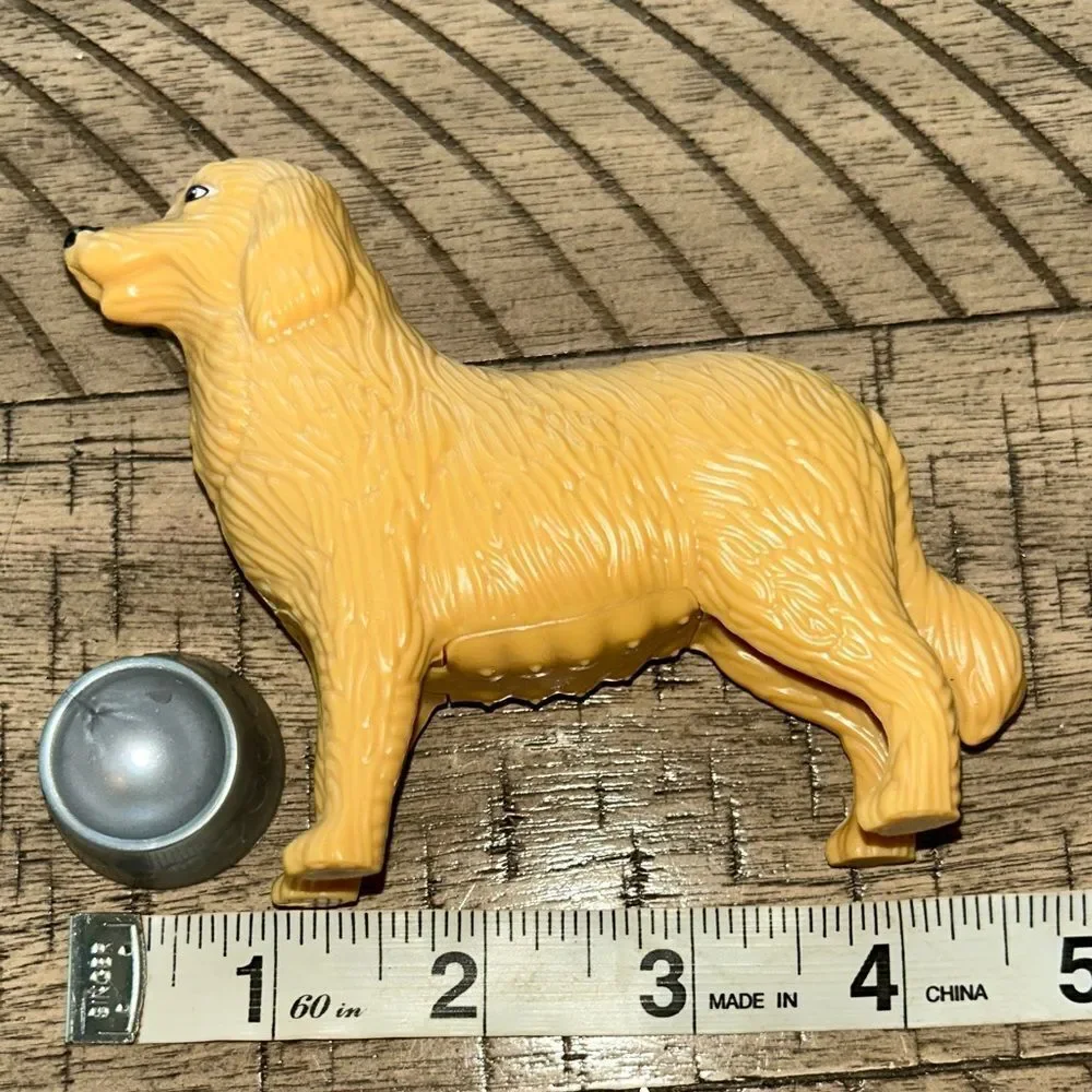 Adorable Golden Retriever with Silver Food 🥘 Bowl 🥣 Playset